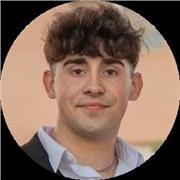 Responsable, respectuós, disciplinat, actiu, eficaç, a totes les persones que necessitin reforç escolar.